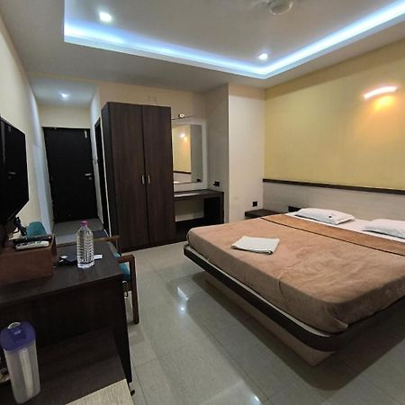 Hotel Pbs Grand Hospet Exterior foto